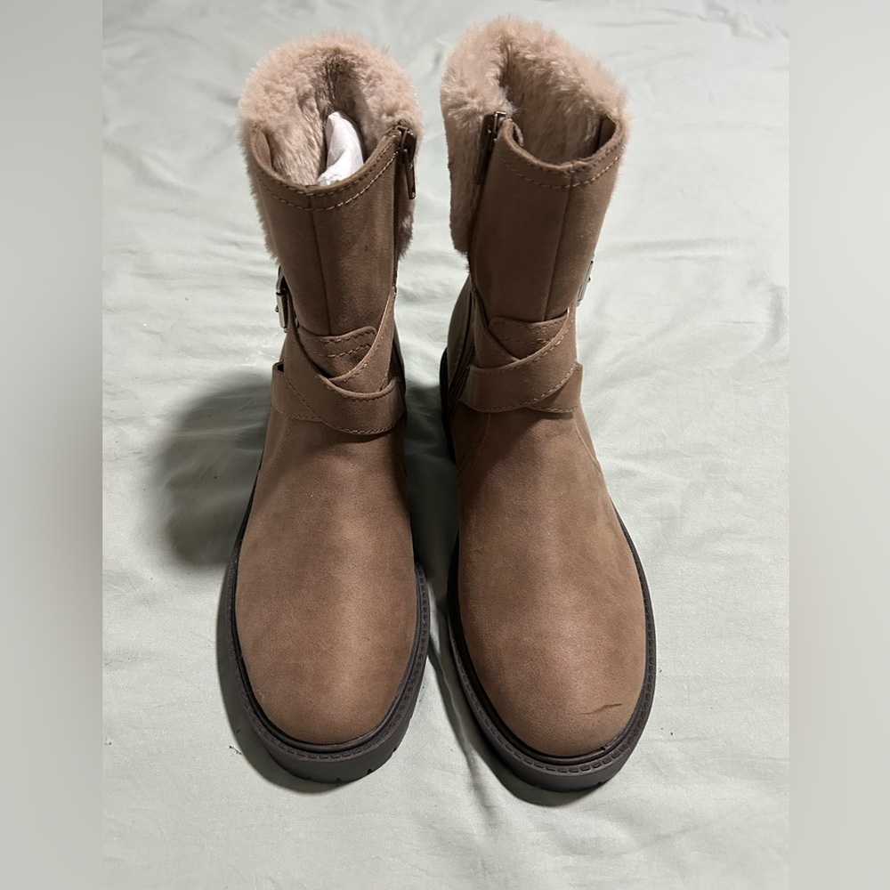 Dolce Vita boots 8